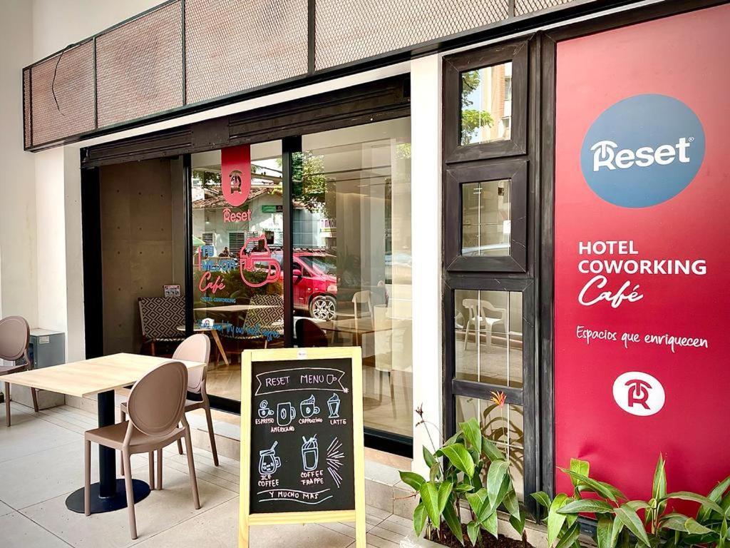 reset-hotel-cafe-cali